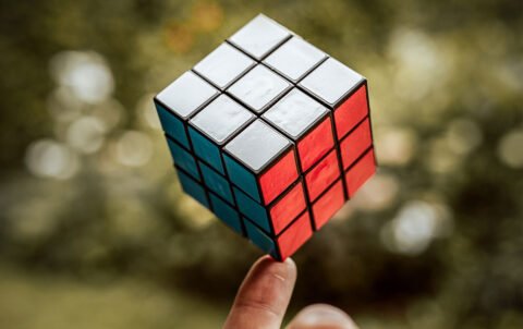 ازاي-تحقق-التوازن-في-حياتك-المالية---منصة-ادخار