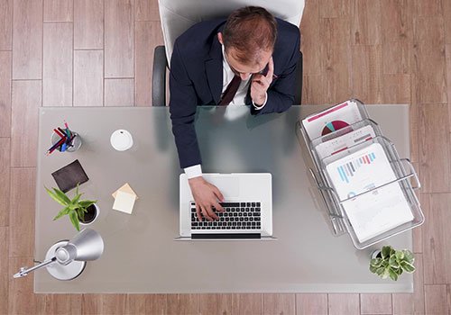 احصل-على-مساعدة-الخبراء-لتخطيط-مستقبلك-المالي-بكل-خصوصية!